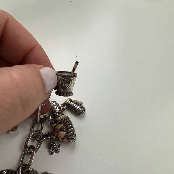 Brighton Winter Wonderland Ice Skating Charm Bracelet Mittens Hat Snowflake - Picture 6 of 6